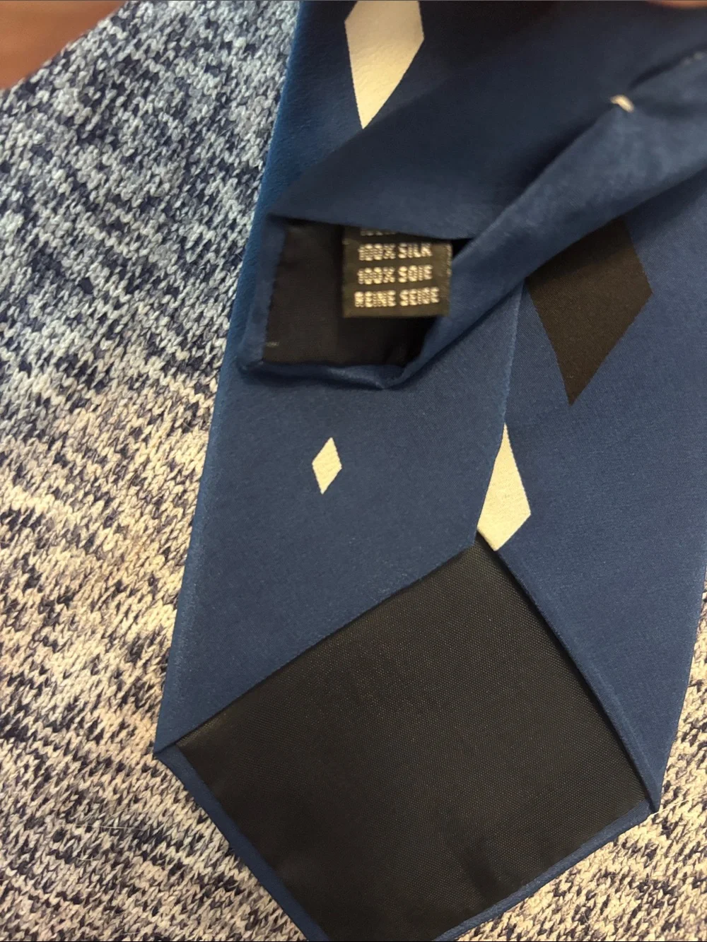 Men's Navy Diamond Pattern Silk Tie with Teal and Gray Accents